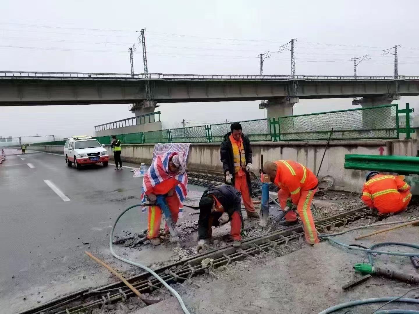 高雄市桥梁伸缩缝抢修料